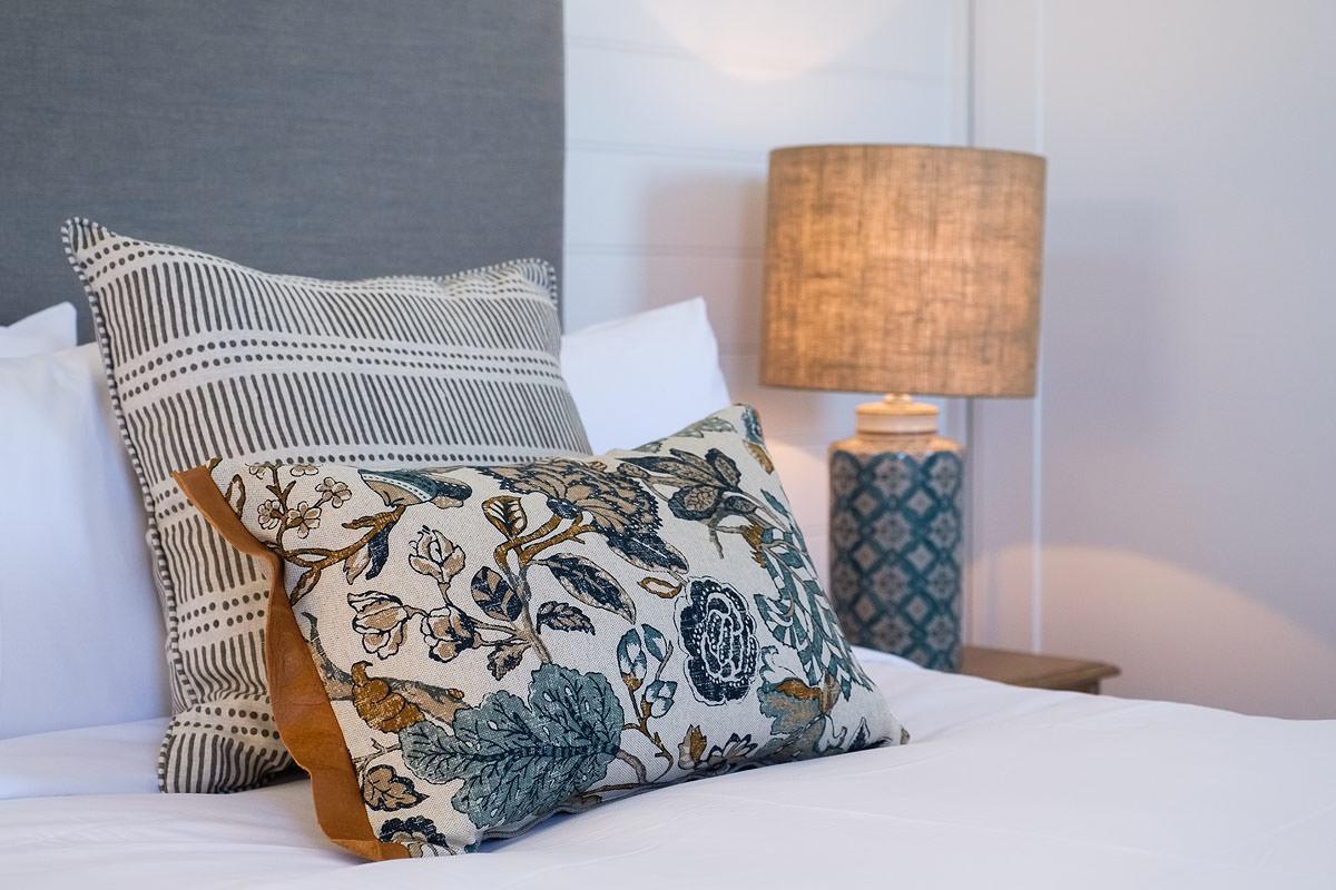 Hotel Goonoo Goonoo Station Tamworth Zewnętrze zdjęcie A throw pillow
