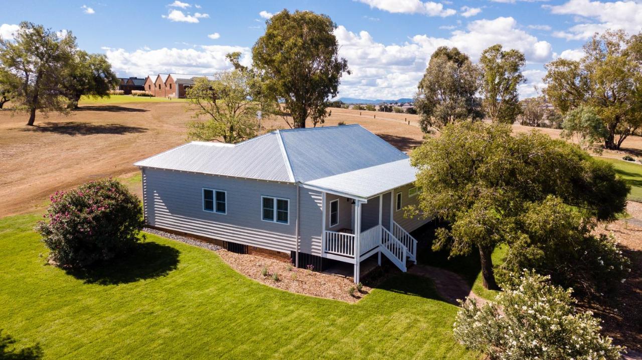Hotel Goonoo Goonoo Station Tamworth Zewnętrze zdjęcie The former school at the Old Scotch College, now a private residence